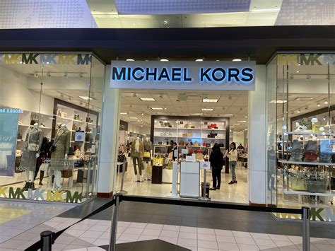 Michael Kors Outlet Outlet Store in Crossiron Mills, Alberta